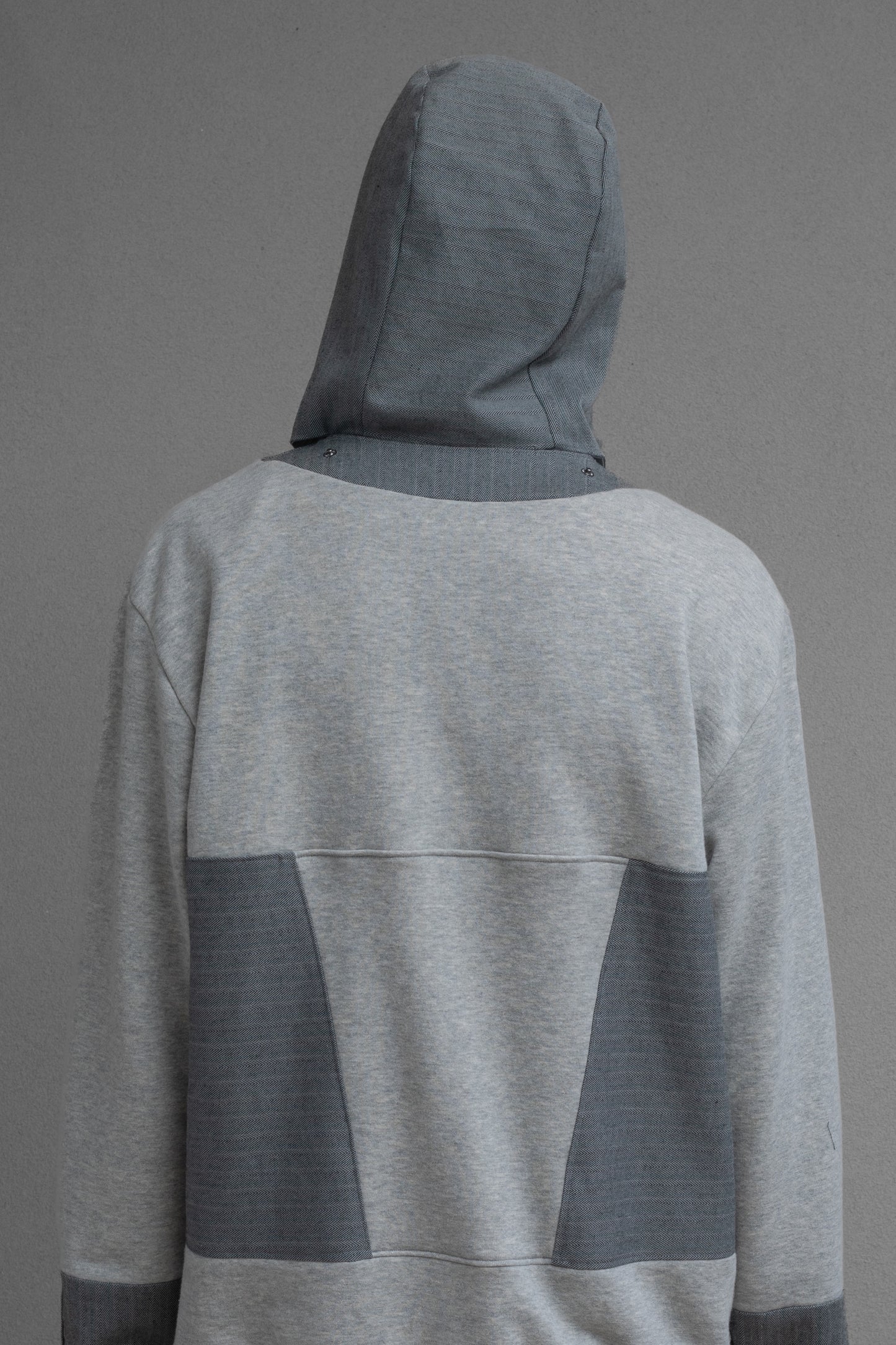 PROXIMUS CARDIGAN