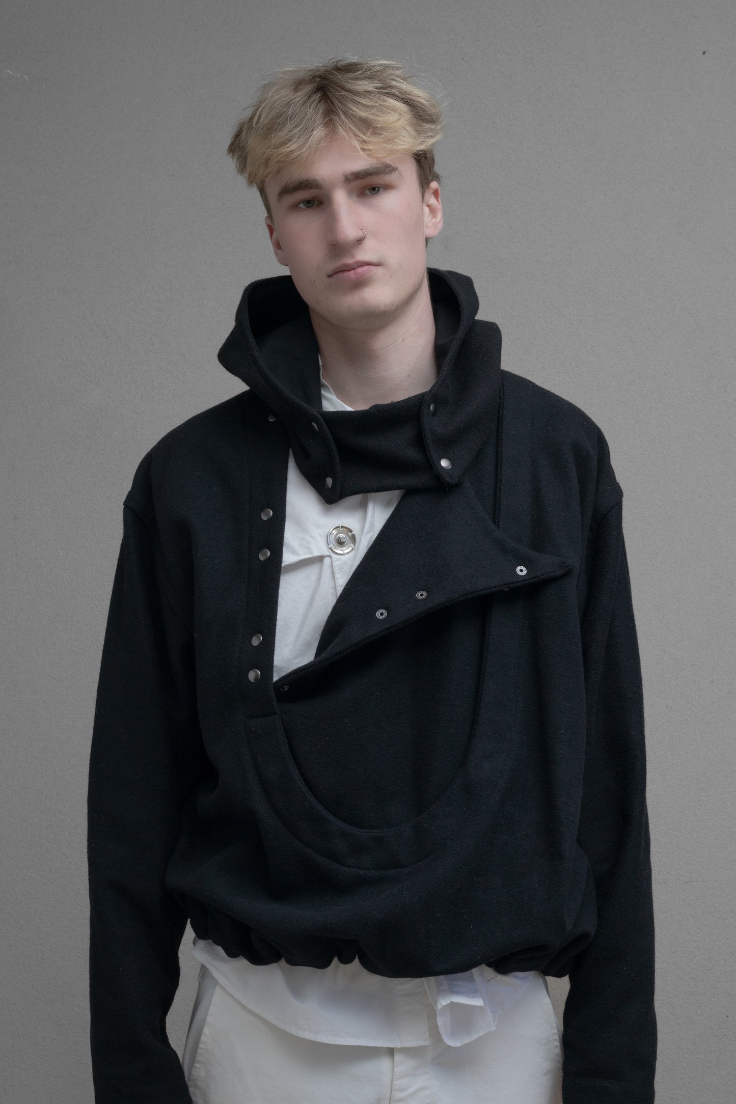 RE-ORB PULLOVER TOP