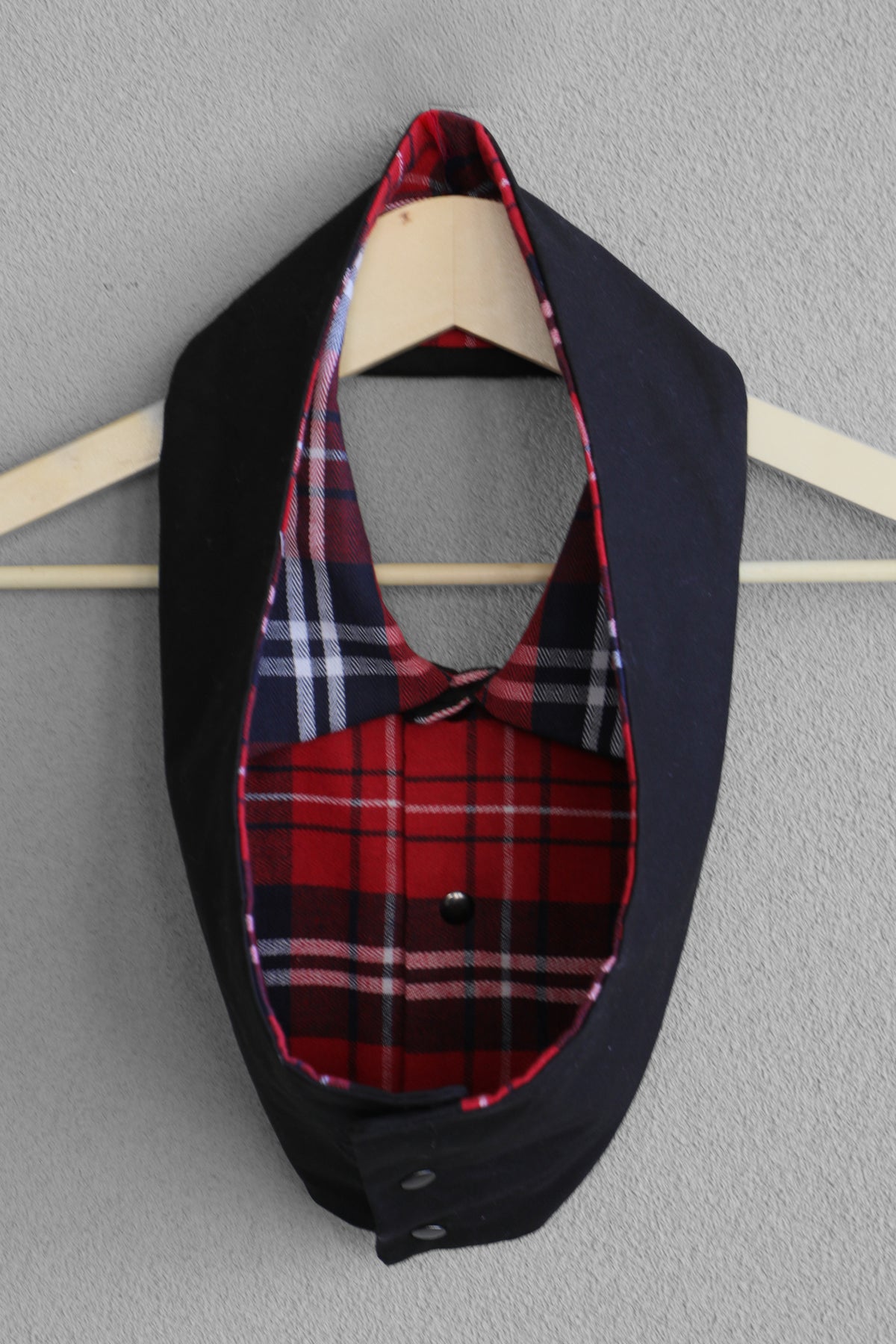 TENDER Collar B