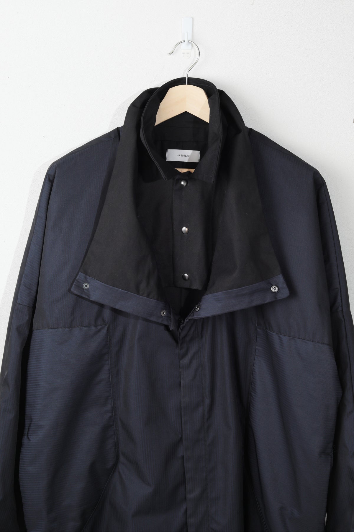 TENDER Coat
