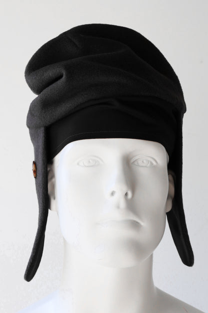 ARQIE HAT BLACK