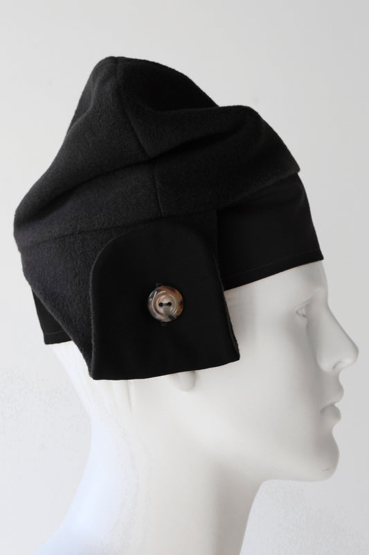 ARQIE HAT BLACK