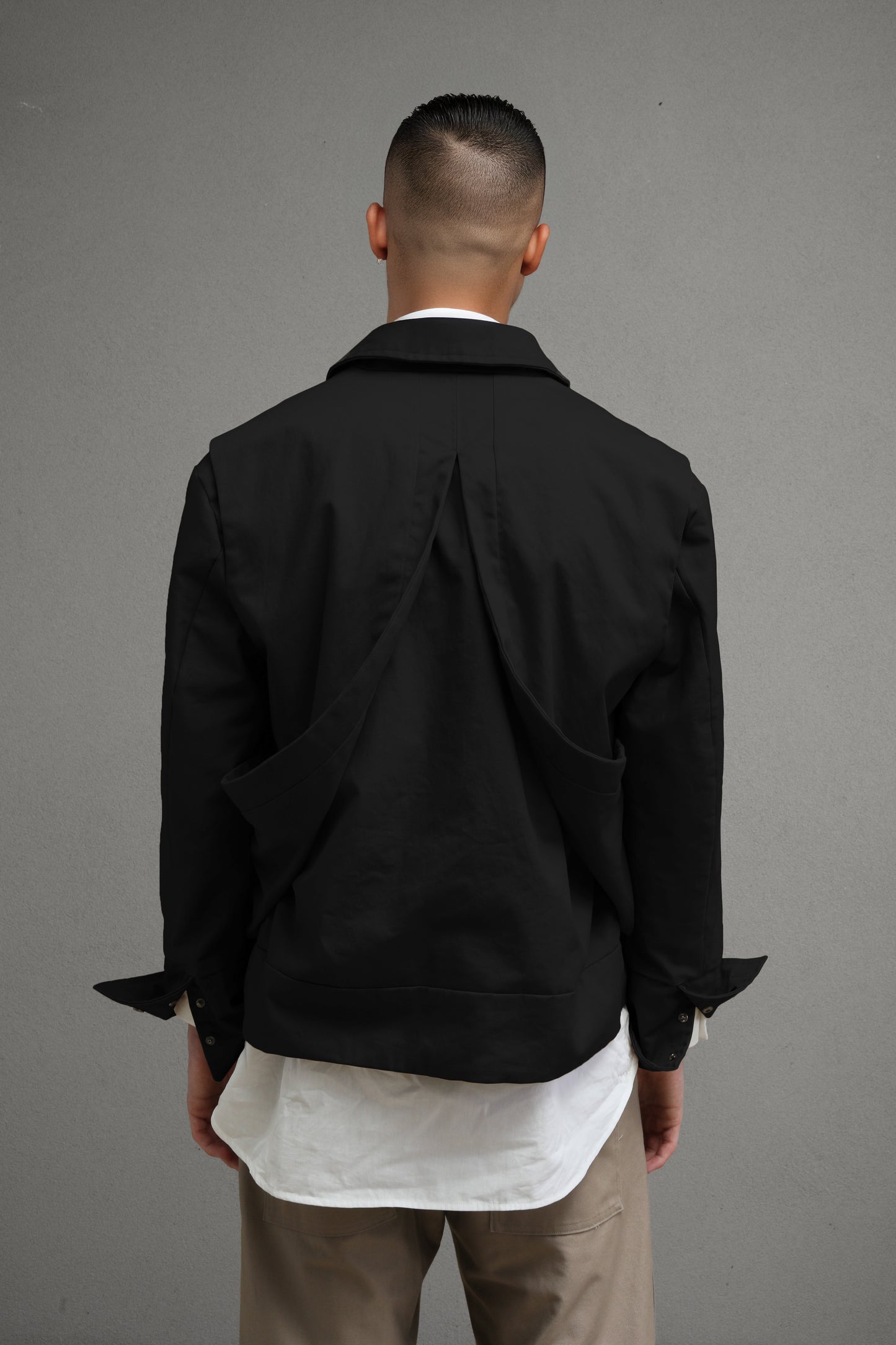 BELLOW JACKET BLACK