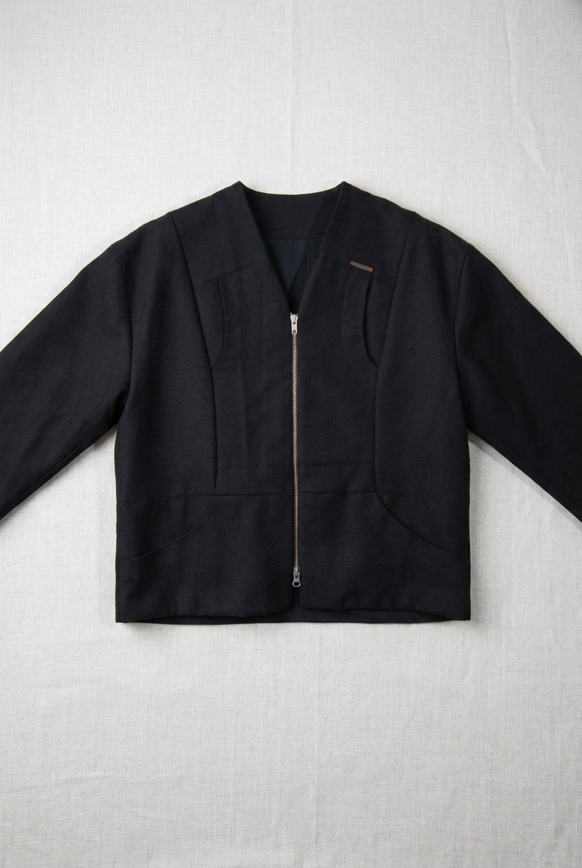 BUREAU 002