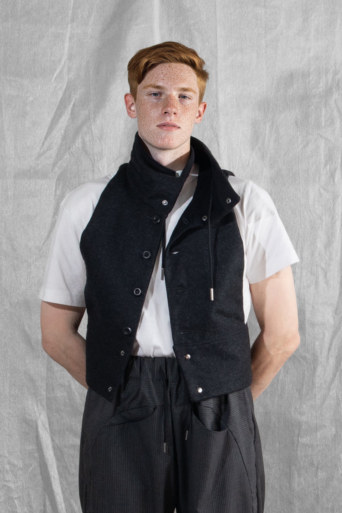 NUZZLE Gilet (Grey)