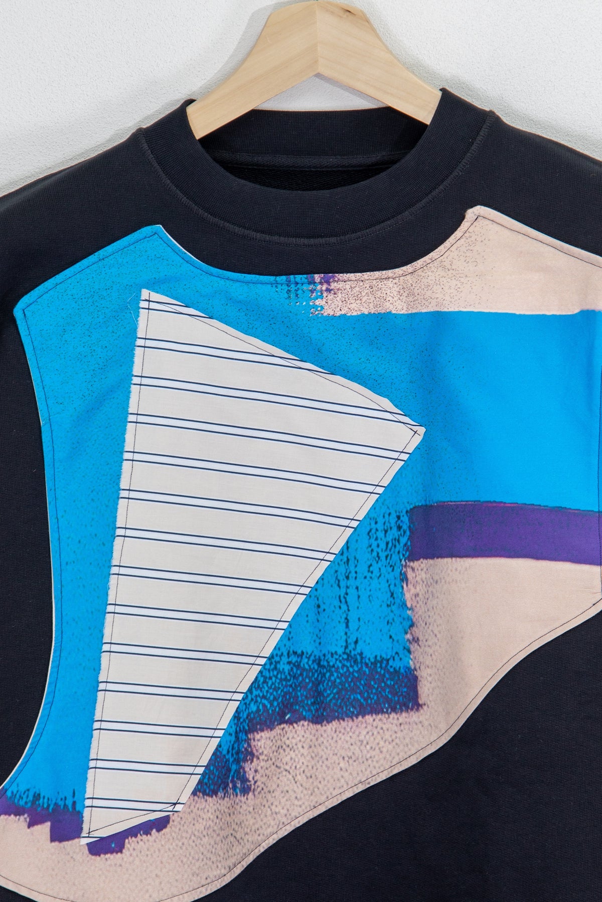 1/1 Appliqued Sweatshirt