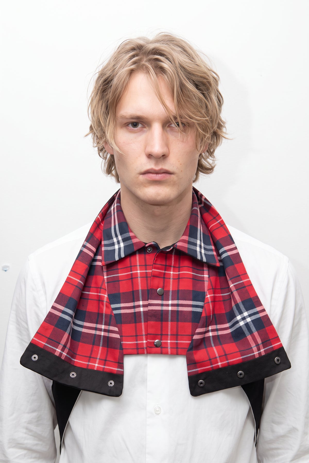 TENDER Collar B